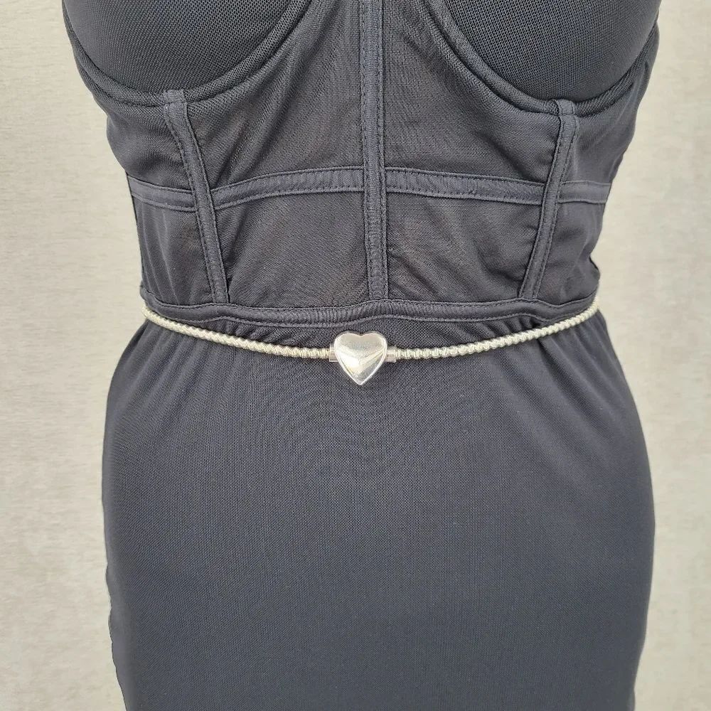 Vintage Metal Stretch Belt with Heart Buckle Silver Toned Sleek Slender Slim